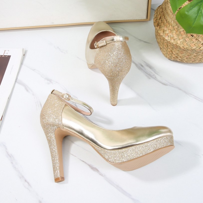 DMF008 Grande pointure