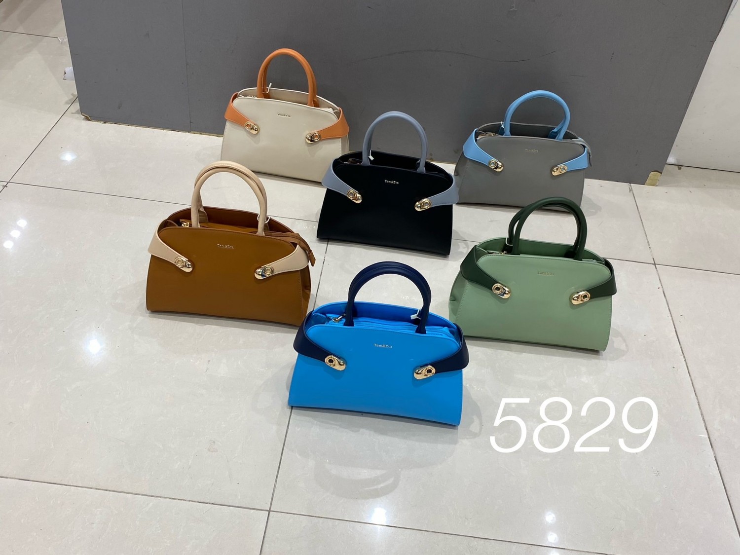 23B-5829(B5