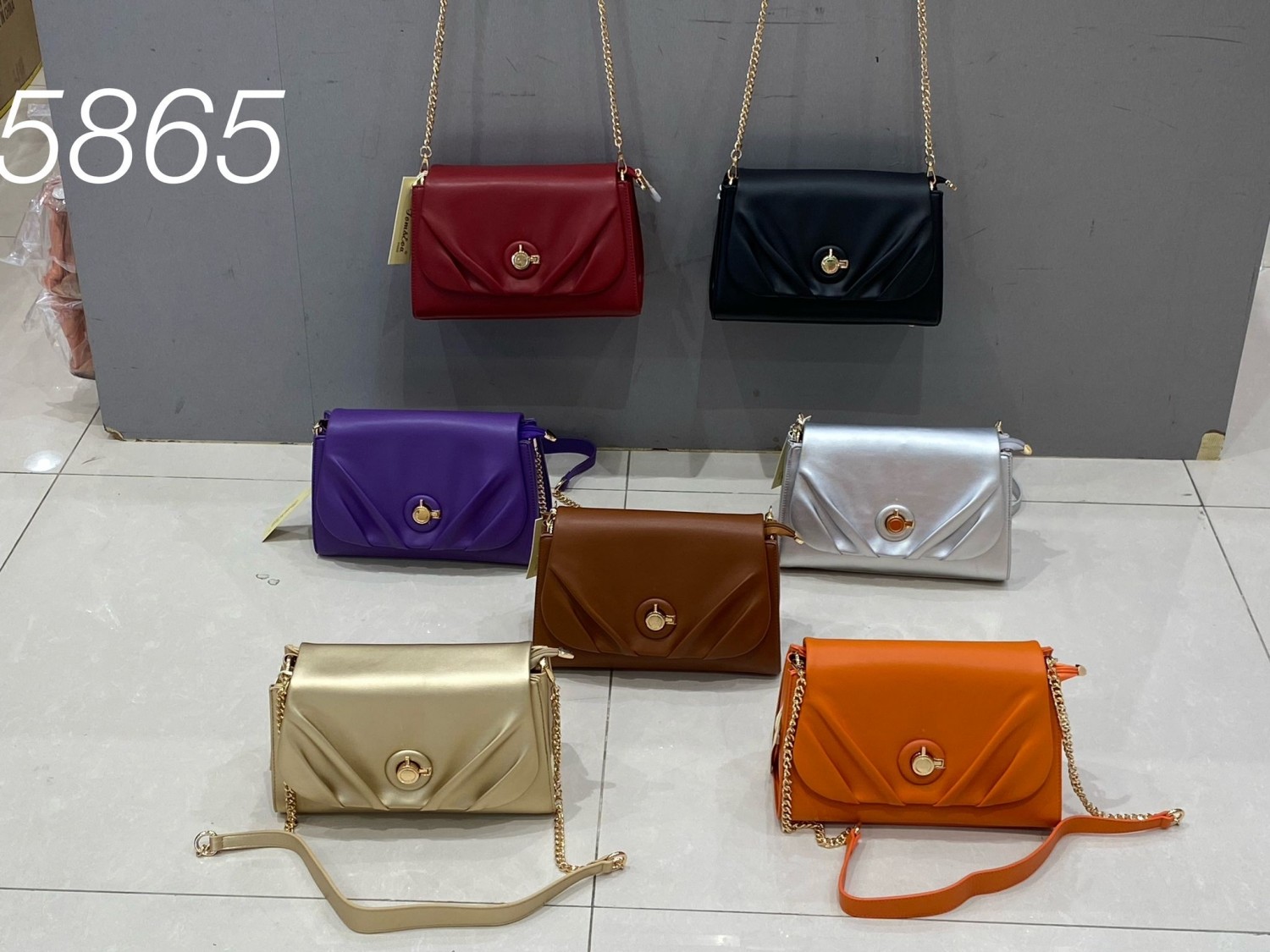 23B-5865(3FM2