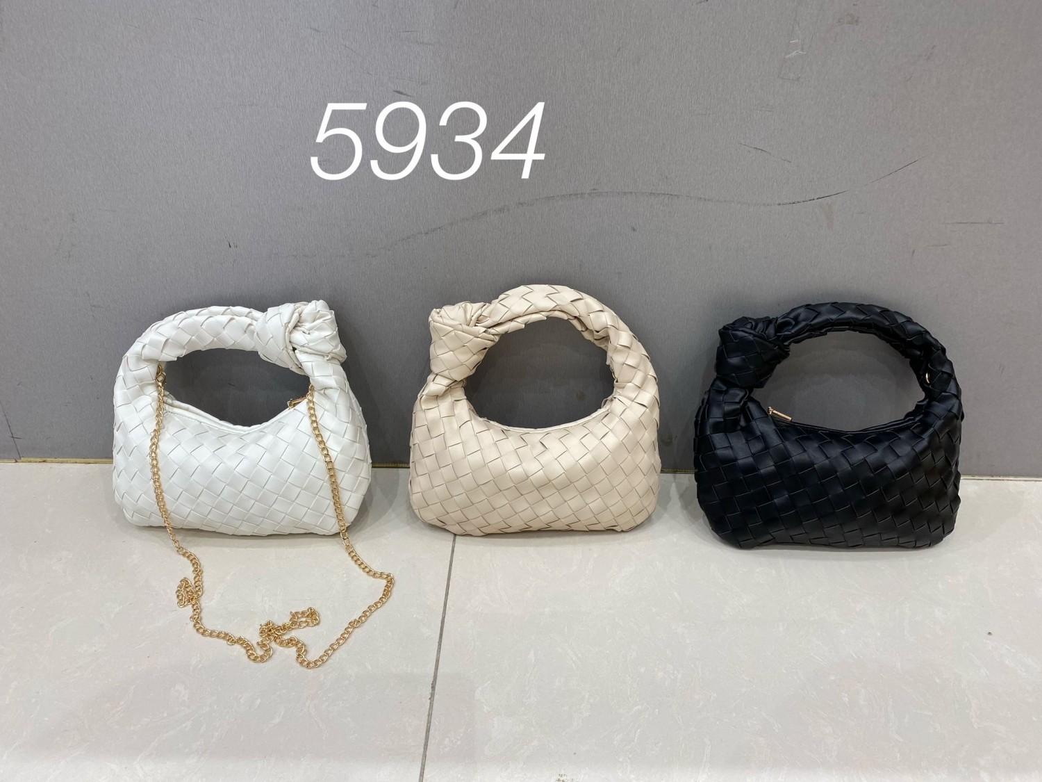 24P-5934(B7