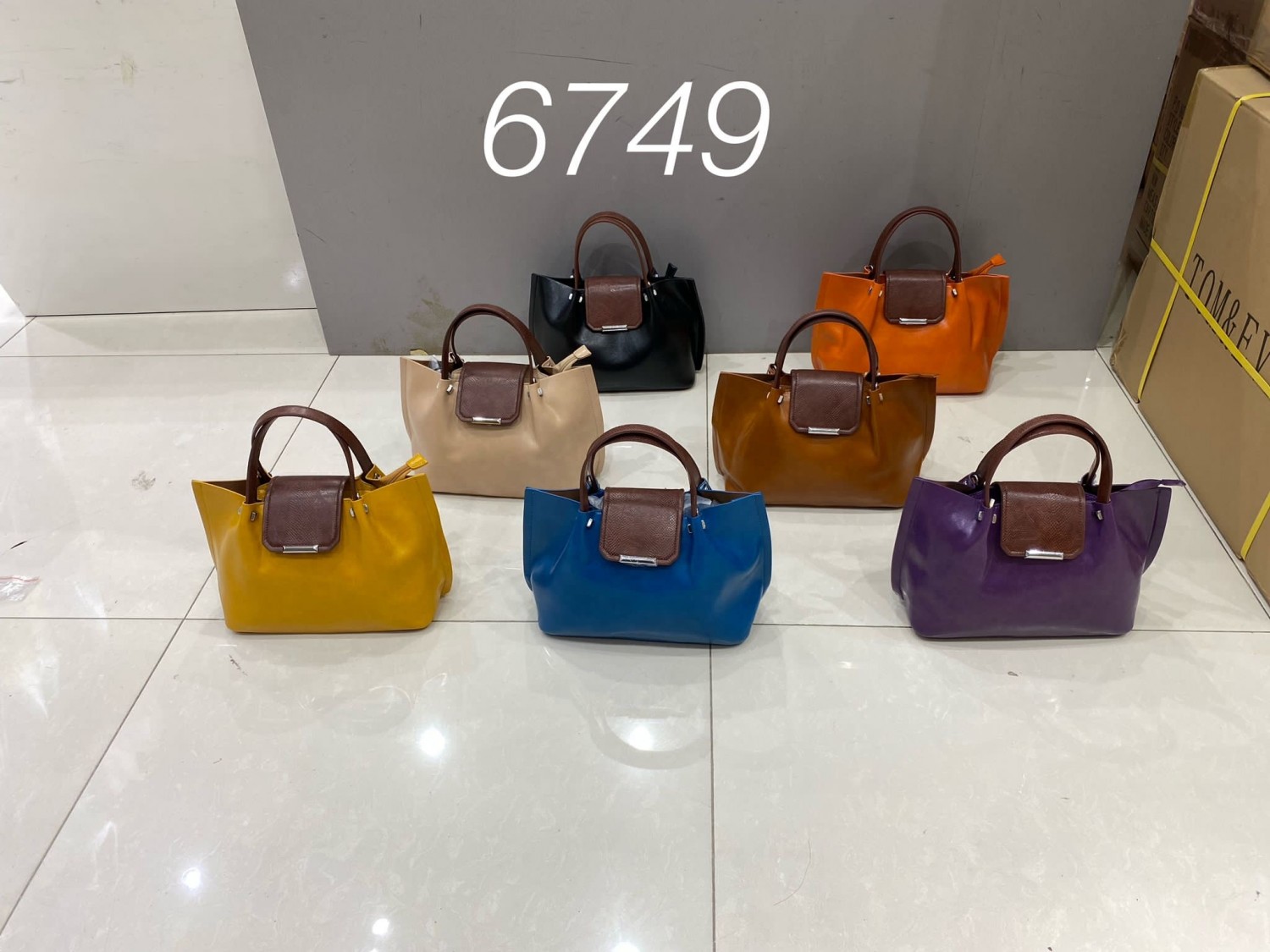 6749 (3FB2