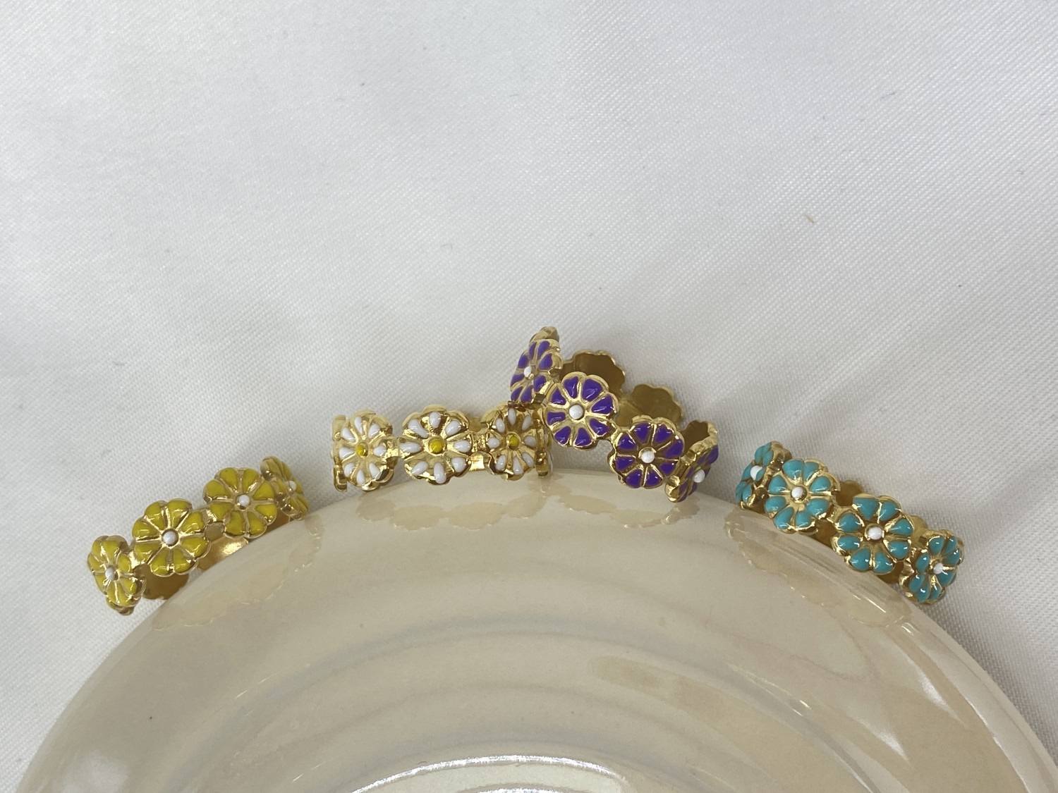 LOT4BAGUES70-1