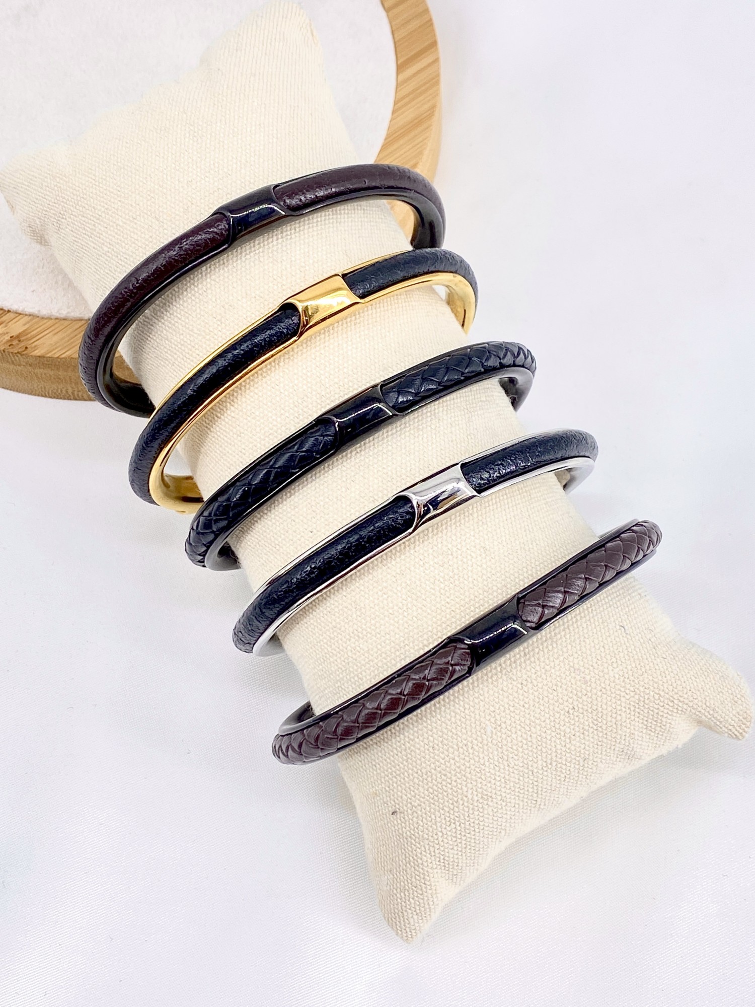 LOT5BRAC295-1