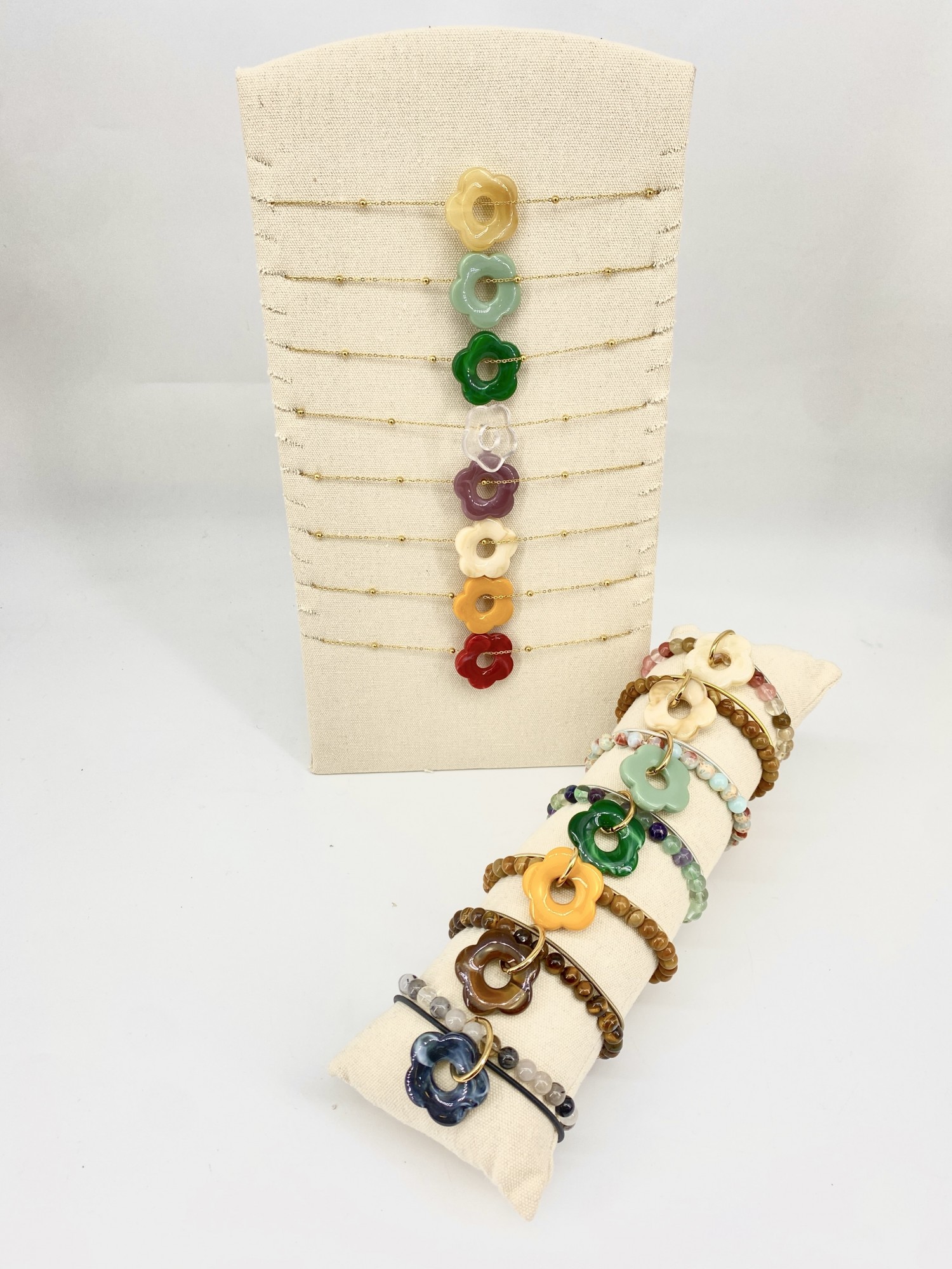 LOT8COLL7BRAC635-1