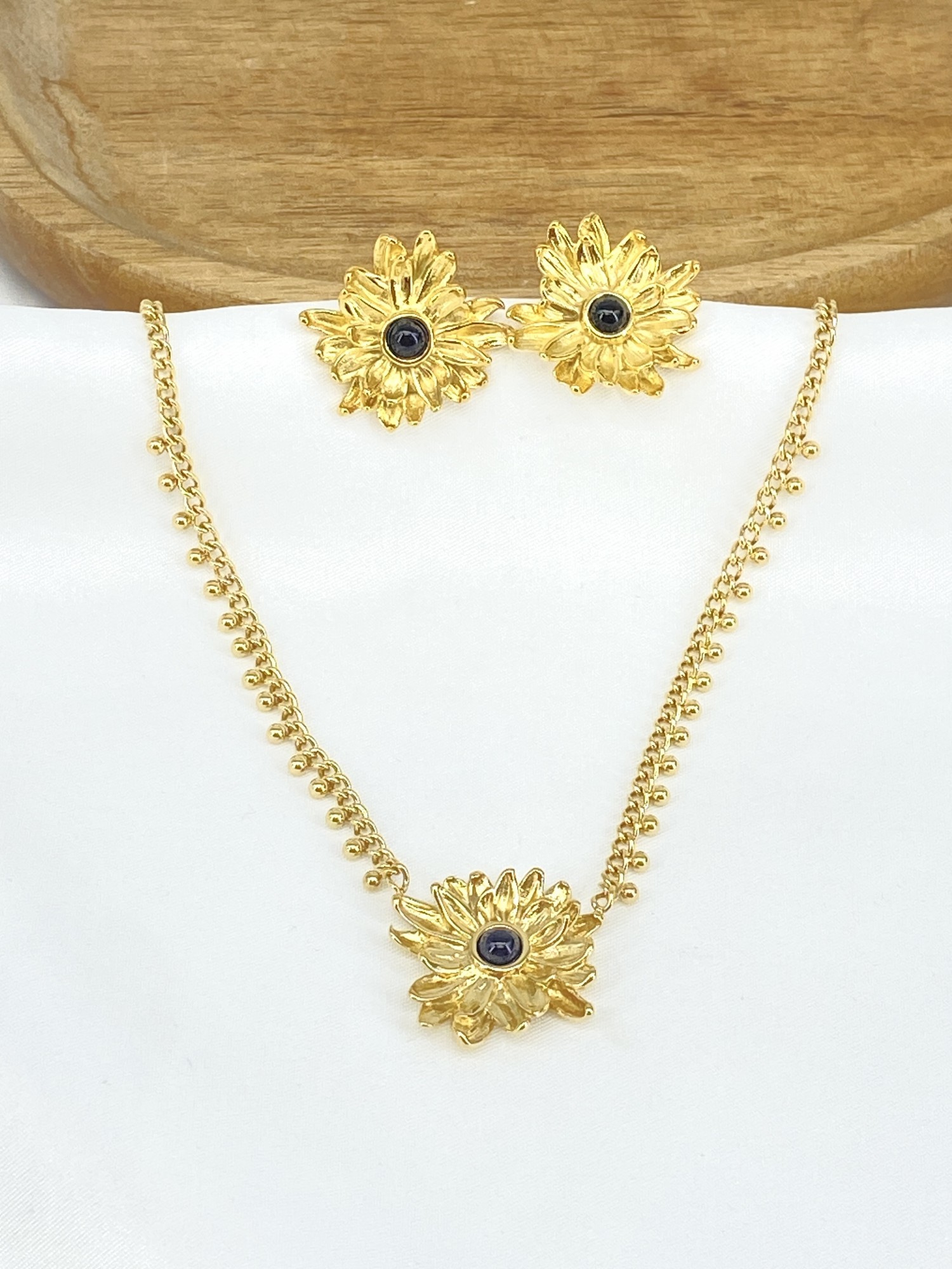 PARURE108-2